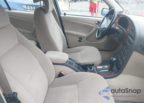 1999 Saab 9-5 z USA, uszkodzony, nr VIN YS3ED48E5X3076042